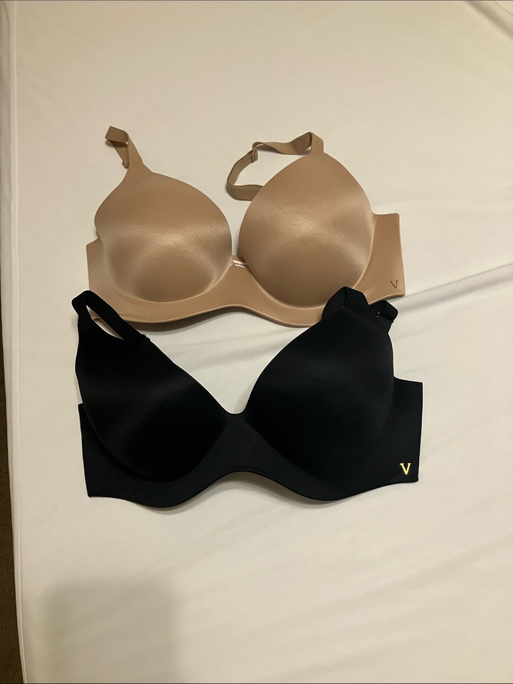 Victoria’s Secret Wirefree Push up Bra(2)